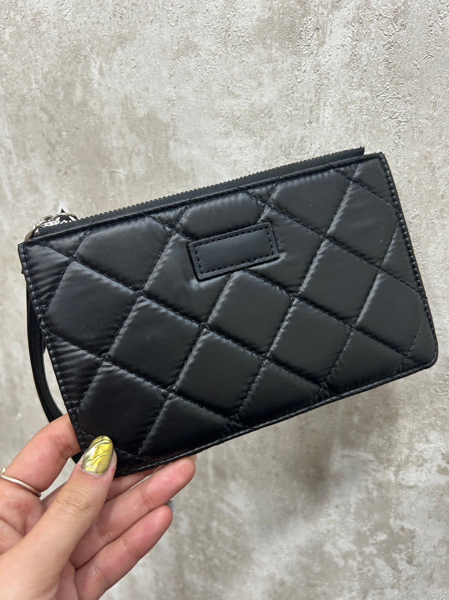 Cartera negra