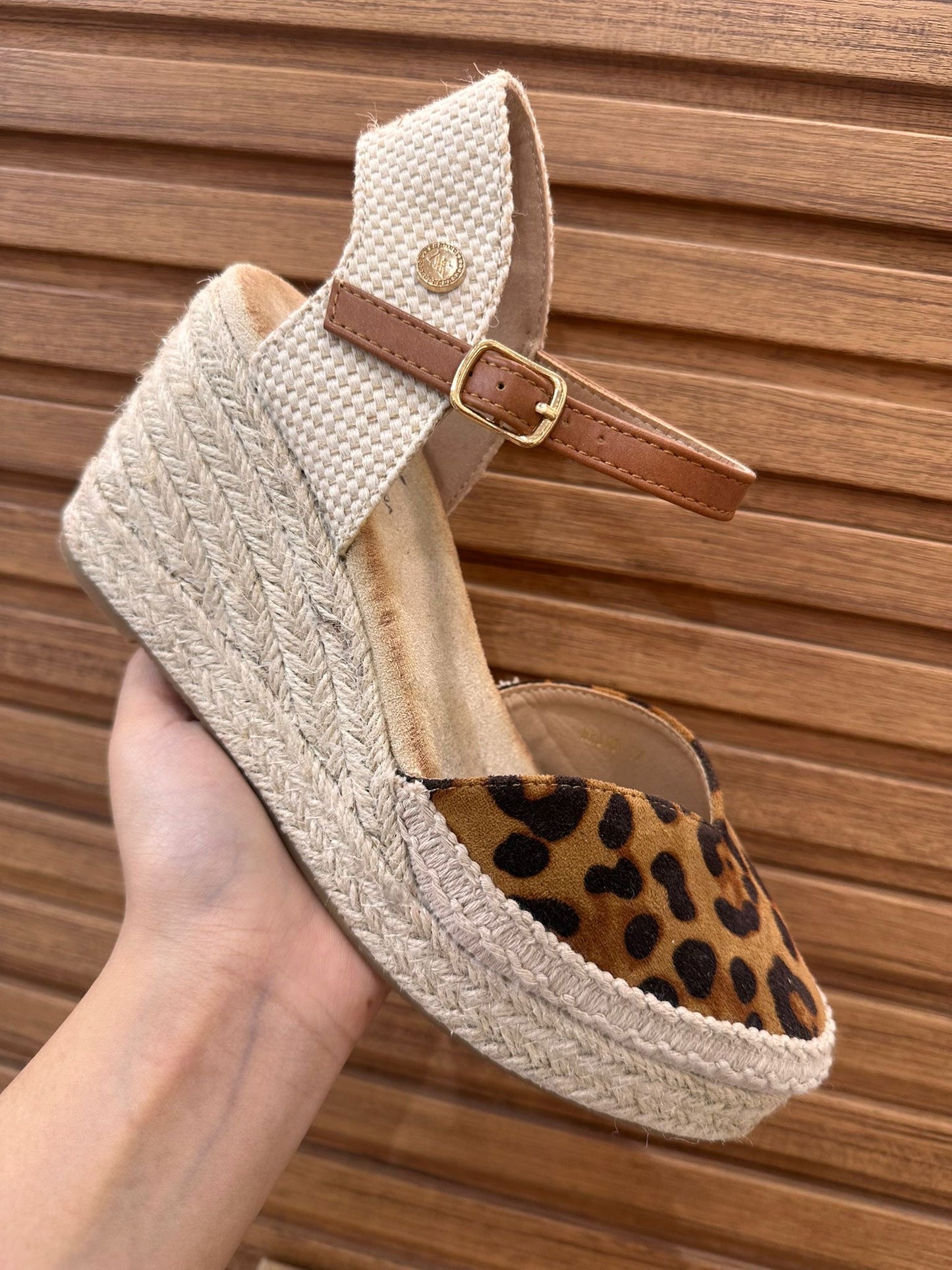 Cuñas leopardo
