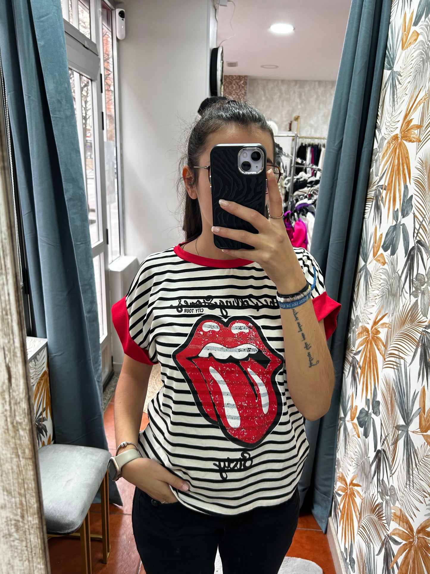 Camiseta rolling