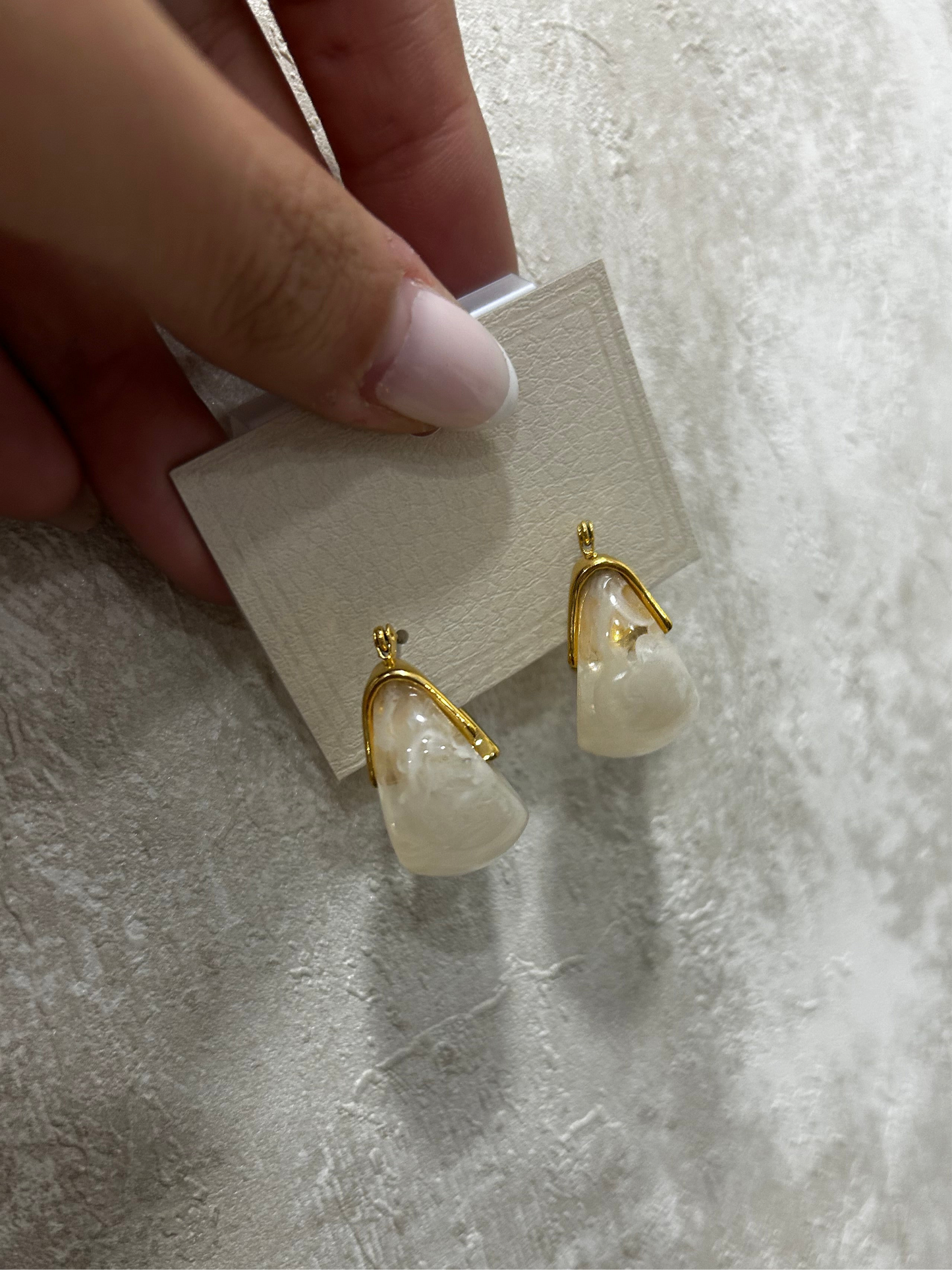 Pendientes acero arilla