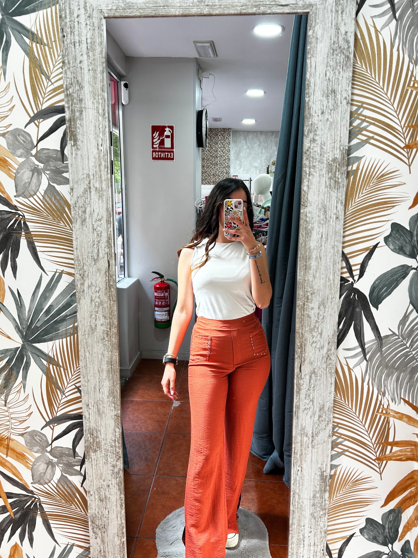 Pantalón acampanado teja