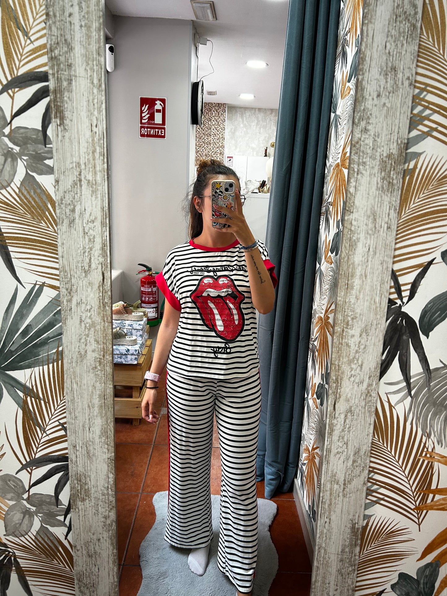Conjunto Sara