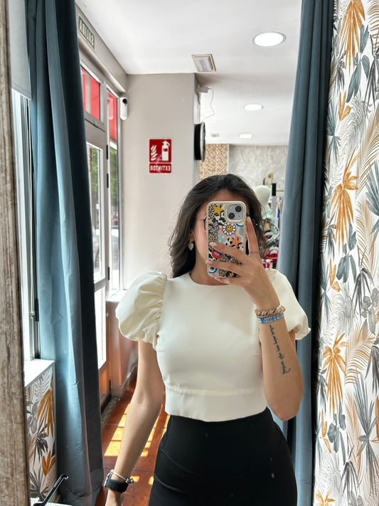 Top blanco nudo